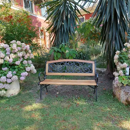Niki Thalia Viros 2 Kastania (Corfu)
