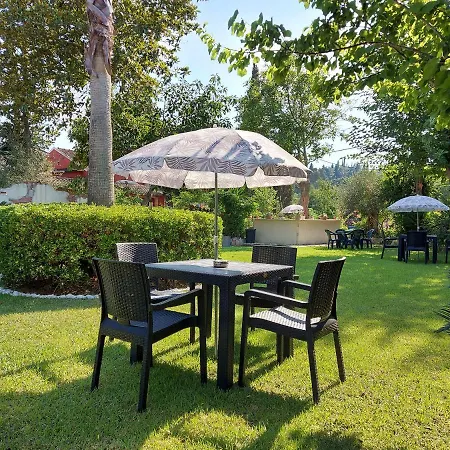 Niki Thalia Viros 2 Apartman