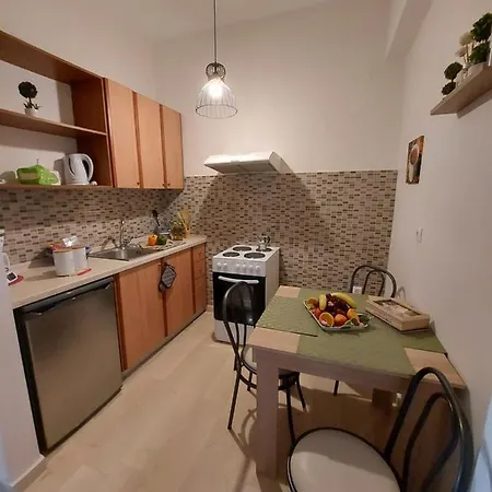 Niki Thalia Viros 2 *