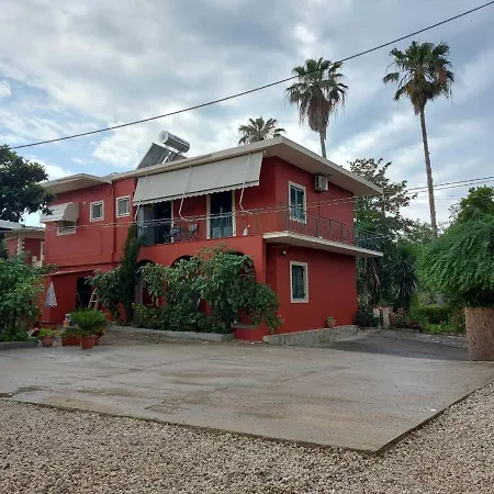 Niki Thalia Viros 2 Kastanéa