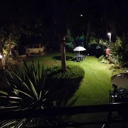 Niki Thalia Viros 2 Apartman Kastanéa