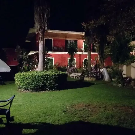 Niki Thalia Viros 2 Apartman